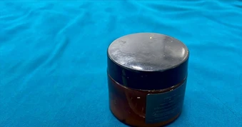 Bệnh viện Đa khoa Tiền Giang lấy hũ kem nhựa trong hậu môn bệnh nhân