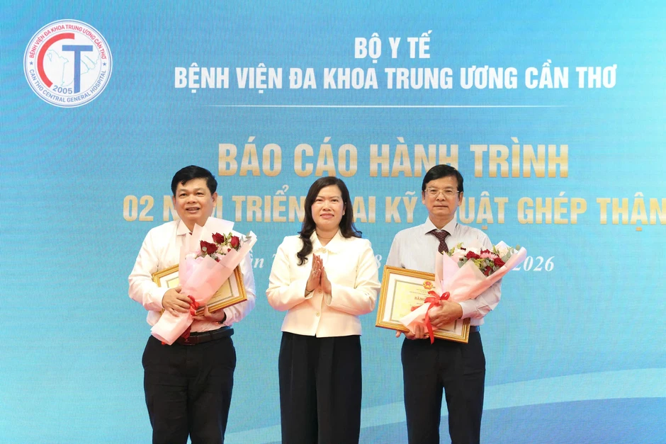 Bệnh viện Đa khoa Trung Ương Cần Thơ thực hiện thành công 20 ca ghép thận Bệnh viện Đa khoa Trung Ương Cần Thơ thực hiện thành công 20 ca ghép thận