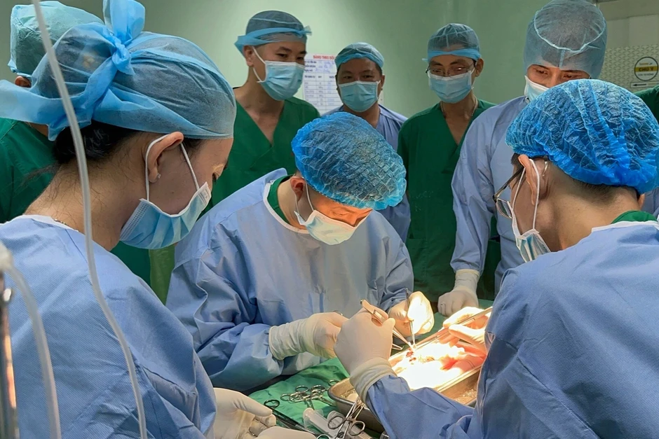 Bệnh viện Đa khoa Trung Ương Cần Thơ thực hiện thành công 20 ca ghép thận Bệnh viện Đa khoa Trung Ương Cần Thơ thực hiện thành công 20 ca ghép thận