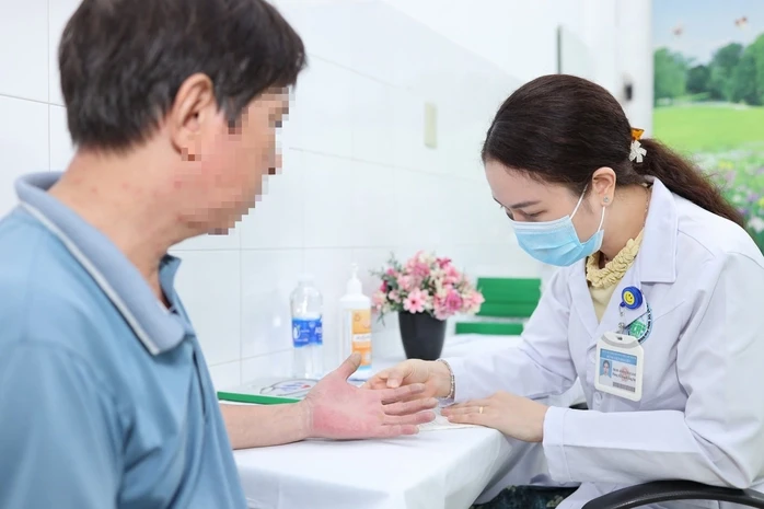 Bệnh viện Da liễu TPHCM khám viêm da cơ địa miễn phí Bệnh viện Da liễu TPHCM khám viêm da cơ địa miễn phí