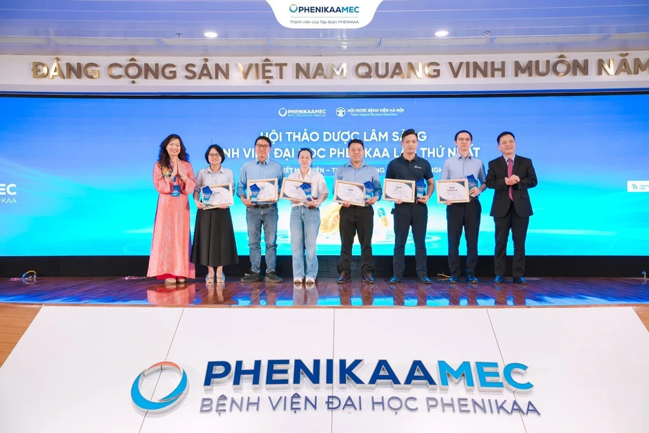 Bệnh viện Đại học Phenikaa tổ chức Hội thảo Dược lâm sàng lần thứ nhất Bệnh viện Đại học Phenikaa tổ chức Hội thảo Dược lâm sàng lần thứ nhất