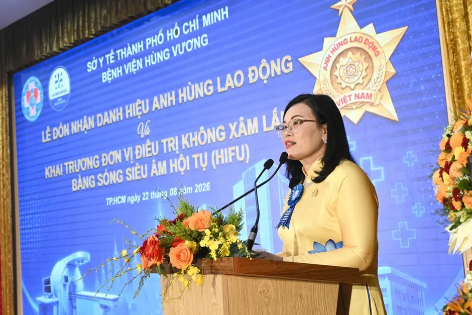 Bệnh viện Hùng Vương đón nhận danh hiệu Anh hùng Lao động Bệnh viện Hùng Vương đón nhận danh hiệu Anh hùng Lao động
