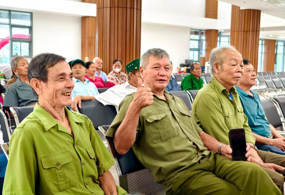 Bệnh viện Hữu nghị Việt Đức cơ sở Ninh Bình khởi đầu hành trình mới bằng hoạt động tri ân người có công