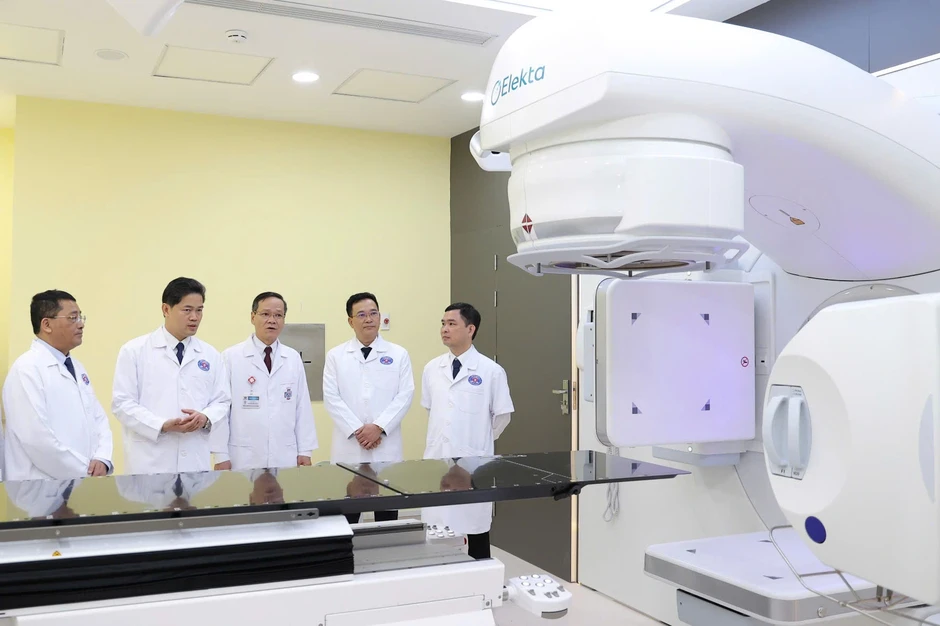Bệnh viện K sử dụng máy xạ trị hiện đại, chỉ mất 2-3 phút một lần xạ