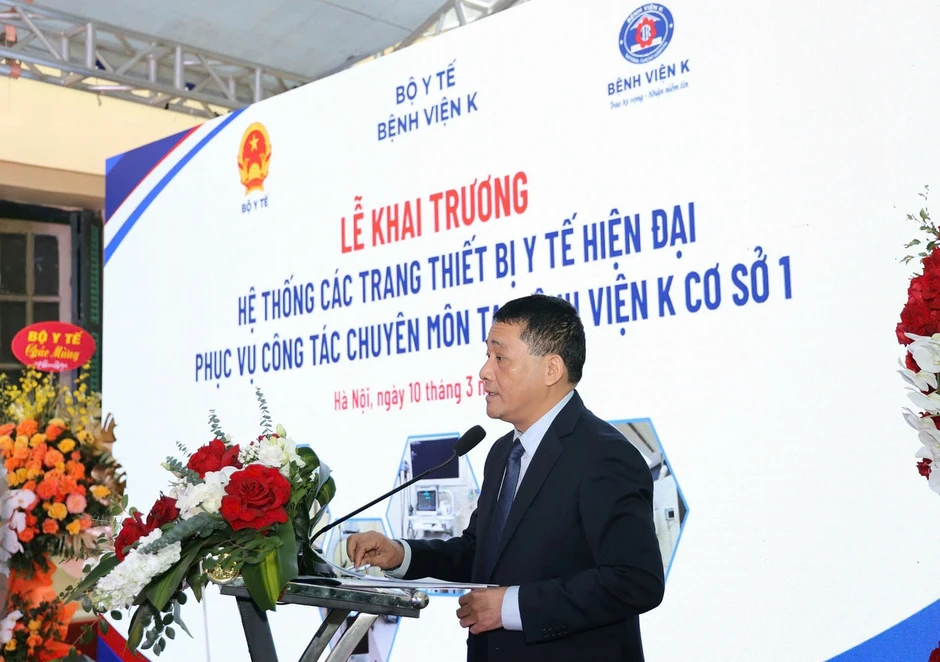Bệnh viện K thêm ‘vũ khí’ hiện đại chống ung thư, rút ngắn thời gian điều trị Bệnh viện K thêm ‘vũ khí’ hiện đại chống ung thư, rút ngắn thời gian điều trị