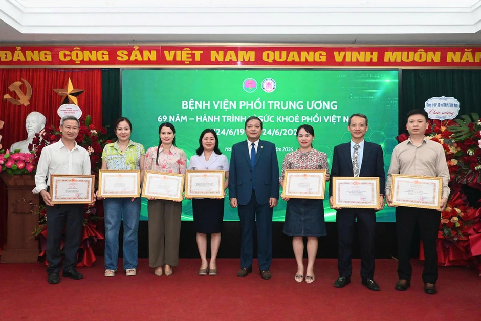 Bệnh viện Phổi Trung ương: 69 năm tiên phong chống lao, làm chủ kỹ thuật ghép phổi đỉnh cao Bệnh viện Phổi Trung ương: 69 năm tiên phong chống lao, làm chủ kỹ thuật ghép phổi đỉnh cao