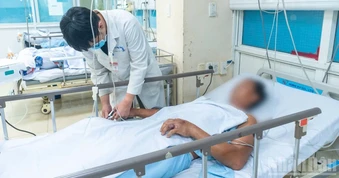 Bệnh viện Quân y 120 cứu thành công một bệnh nhân bị rắn cắn nguy kịch