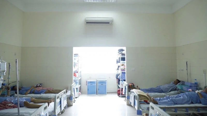 Bệnh viện tăng cường giải pháp chống nóng, bảo vệ sức khỏe người bệnh Bệnh viện tăng cường giải pháp chống nóng, bảo vệ sức khỏe người bệnh