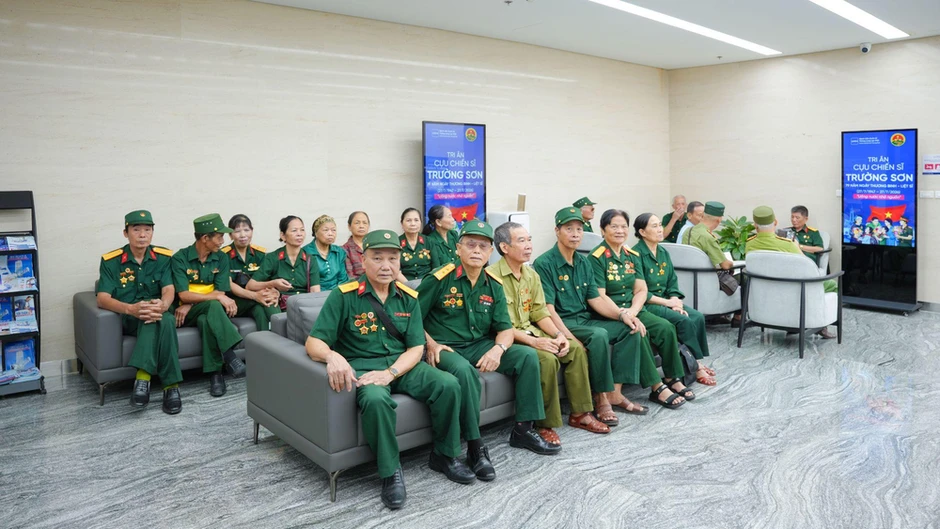Bệnh viện Thăng Long Lạc Việt và hành trình tri ân tháng 7: Đền ơn đáp nghĩa bằng y đức và hành động thực tế Bệnh viện Thăng Long Lạc Việt và hành trình tri ân tháng 7: Đền ơn đáp nghĩa bằng y đức và hành động thực tế