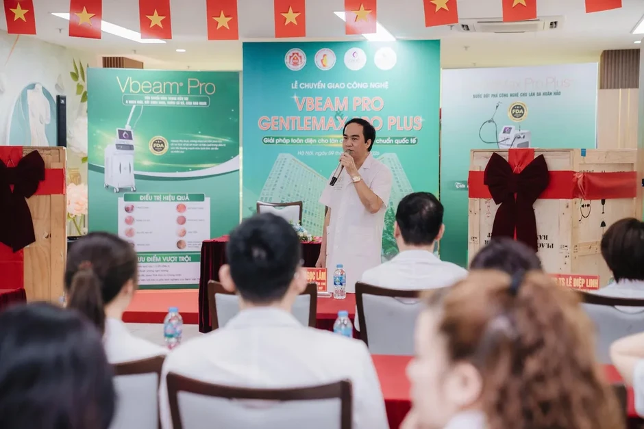 Bệnh viện Trung ương Quân đội 108 tiếp nhận hệ thống laser thế hệ mới, nâng tầm điều trị da liễu – thẩm mỹ Bệnh viện Trung ương Quân đội 108 tiếp nhận hệ thống laser thế hệ mới, nâng tầm điều trị da liễu – thẩm mỹ