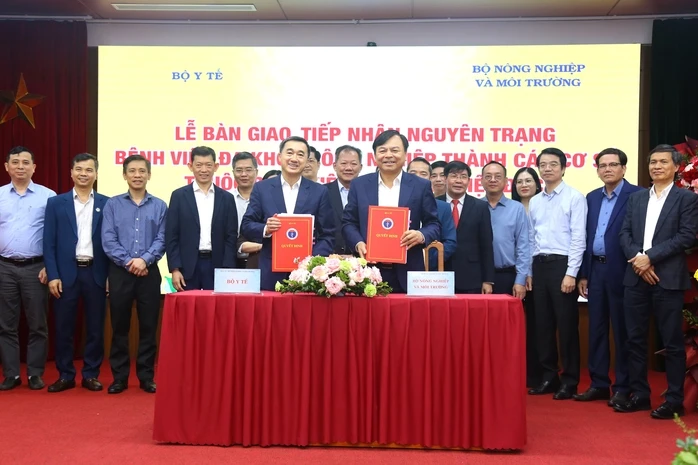 Bệnh viện Việt Đức tiếp nhận nguyên trạng Bệnh viện đa khoa Nông nghiệp
