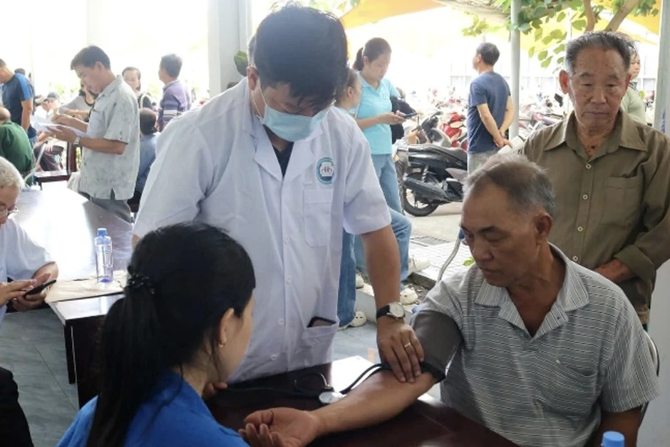 Bệnh viện vùng ven TPHCM bất ngờ dẫn đầu số lượt khám sức khỏe toàn dân Bệnh viện vùng ven TPHCM bất ngờ dẫn đầu số lượt khám sức khỏe toàn dân