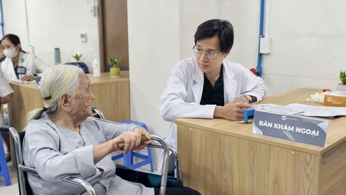 BHXH TPHCM kiến nghị việc 7.649 người dân chưa được cấp thẻ BHYT BHXH TPHCM kiến nghị việc 7.649 người dân chưa được cấp thẻ BHYT