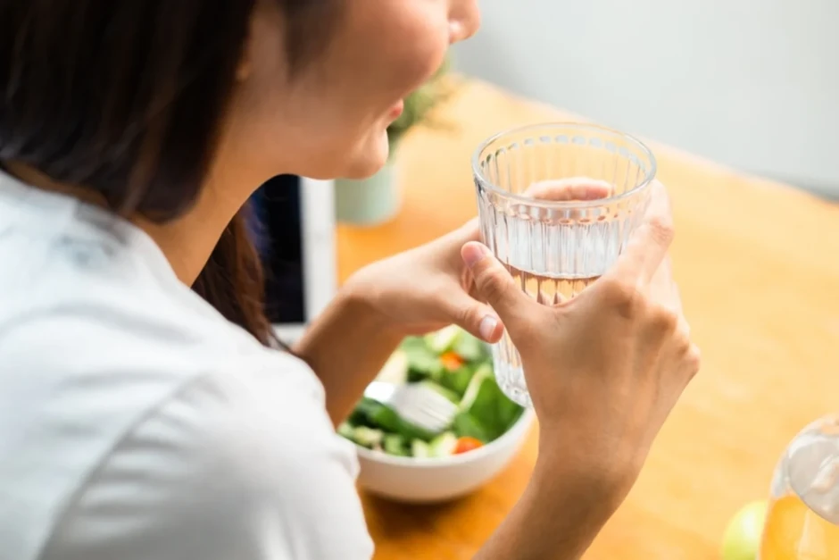 Bí quyết của phương pháp giảm cân nổi tiếng ở Nhật Bản nằm ở "thời điểm" uống nước, có người giảm 4,3kg sau 3 tháng Bí quyết của phương pháp giảm cân nổi tiếng ở Nhật Bản nằm ở "thời điểm" uống nước, có người giảm 4,3kg sau 3 tháng