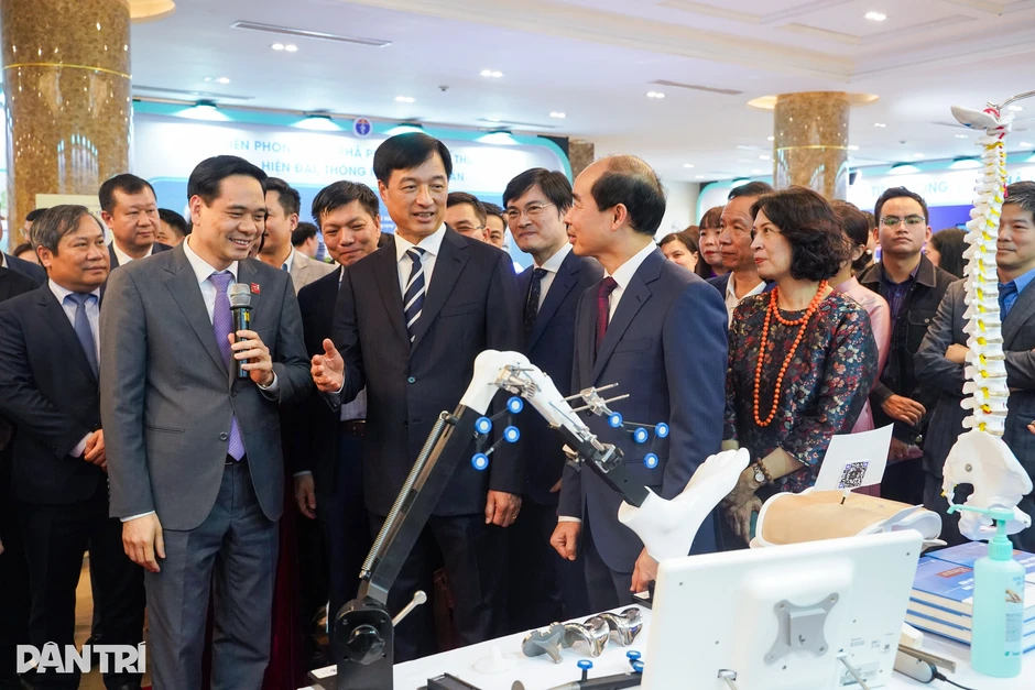 Bí thư Thành uỷ Hà Nội nêu 5 nhiệm vụ trọng tâm của ngành y tế Bí thư Thành uỷ Hà Nội nêu 5 nhiệm vụ trọng tâm của ngành y tế