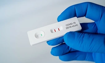 Biến thể Covid-19 Ve sầu 'tàng hình' trước hệ miễn dịch