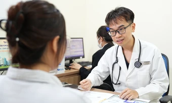 Bỏ bữa sáng, ăn dồn bữa trưa có hại hệ tiêu hóa? - Báo TinVina