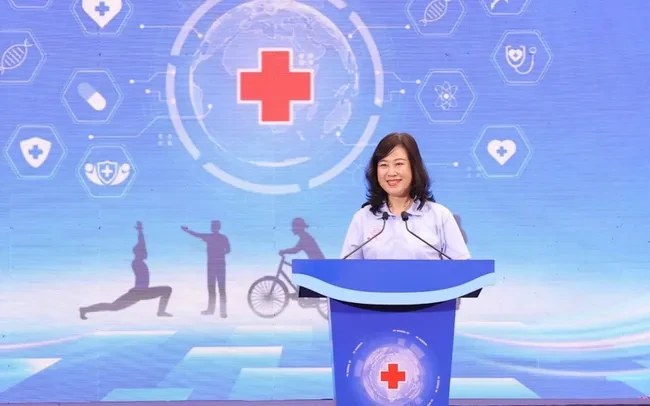 Bộ trưởng Bộ Y tế kêu gọi người dân "Chủ động phòng bệnh - Vì một Việt Nam khoẻ mạnh" Bộ trưởng Bộ Y tế kêu gọi người dân "Chủ động phòng bệnh - Vì một Việt Nam khoẻ mạnh"
