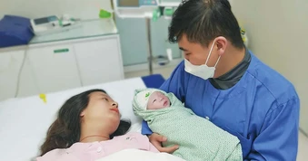 Bộ Y tế đề xuất nhiều chính sách ưu đãi cho phụ nữ sinh con