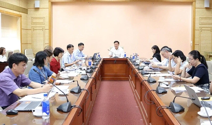 Bộ Y tế đề xuất sắp xếp lại vụ, cục