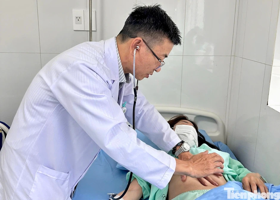 Bộ Y tế: Khẩn trương điều tra vụ 84 người nhập viện sau ăn bánh mì ở Lâm Đồng Bộ Y tế: Khẩn trương điều tra vụ 84 người nhập viện sau ăn bánh mì ở Lâm Đồng