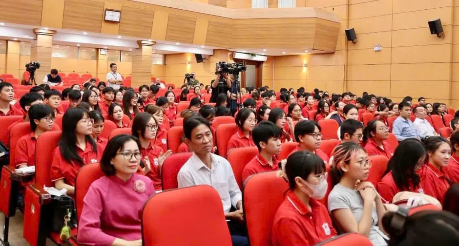 Bộ Y tế lý giải vì sao mức sinh thấp vẫn cần chủ động tránh thai Bộ Y tế lý giải vì sao mức sinh thấp vẫn cần chủ động tránh thai