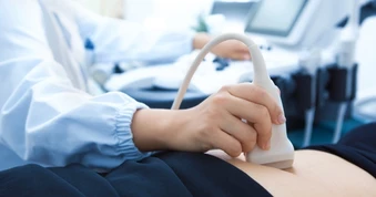 Bộ Y tế nói gì về phản ánh mỗi bệnh nhân phải khám tối thiểu 6 phút?