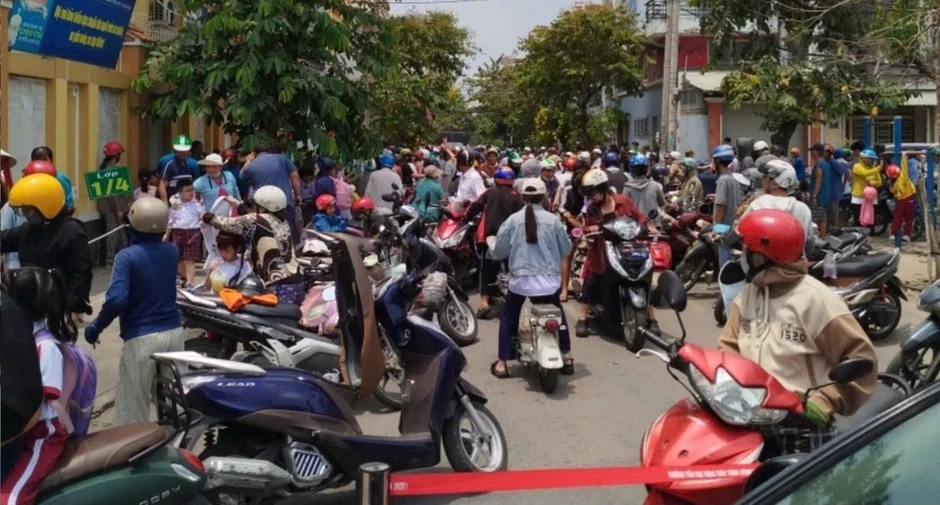 Bộ Y tế vào cuộc vụ 25 người nghi ngộ độc tại 1 trường tiểu học Bộ Y tế vào cuộc vụ 25 người nghi ngộ độc tại 1 trường tiểu học