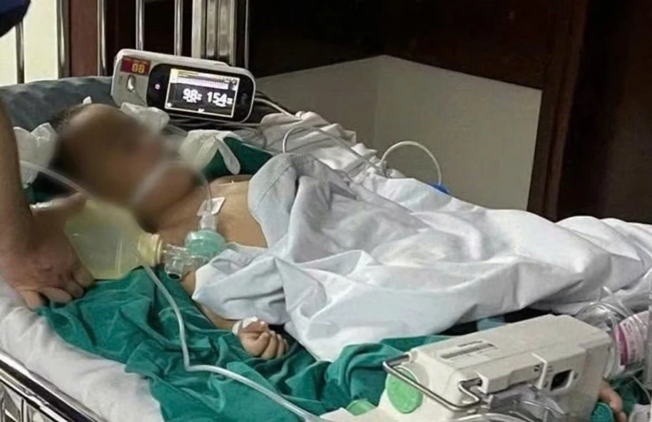 Bộ Y tế vào cuộc vụ bé trai nghi bị bạo hành đến tử vong tại lớp học can thiệp 'chui' Bộ Y tế vào cuộc vụ bé trai nghi bị bạo hành đến tử vong tại lớp học can thiệp 'chui'