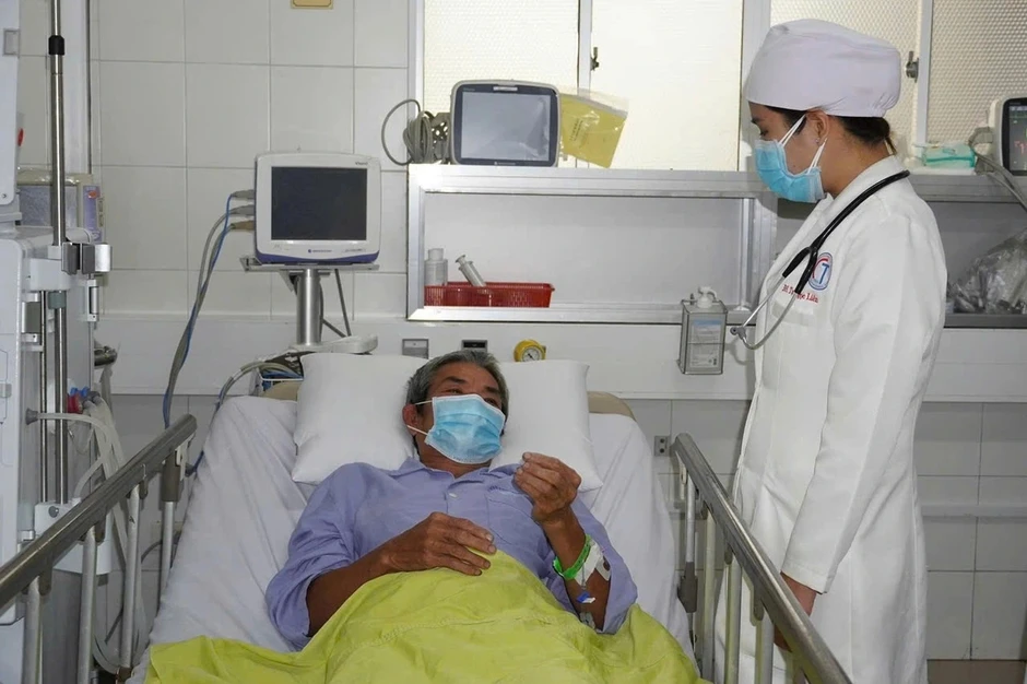 Bộ Y tế yêu cầu điều tra vụ ngộ độc bánh mì, cá nóc Bộ Y tế yêu cầu điều tra vụ ngộ độc bánh mì, cá nóc