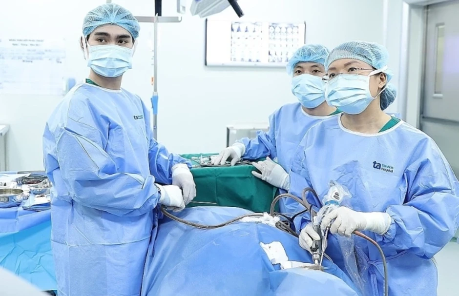 Bỏng mũi do nhỏ nước ép tỏi chữa viêm xoang - Báo TinVina Bỏng mũi do nhỏ nước ép tỏi chữa viêm xoang - Báo TinVina