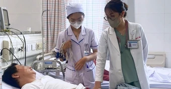 Bùng nổ "bếp ăn trên mây", thách thức mới cho quản lý an toàn thực phẩm