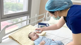 Bùng phát bệnh tay chân miệng, cảnh giác với những biến chứng nguy hiểm