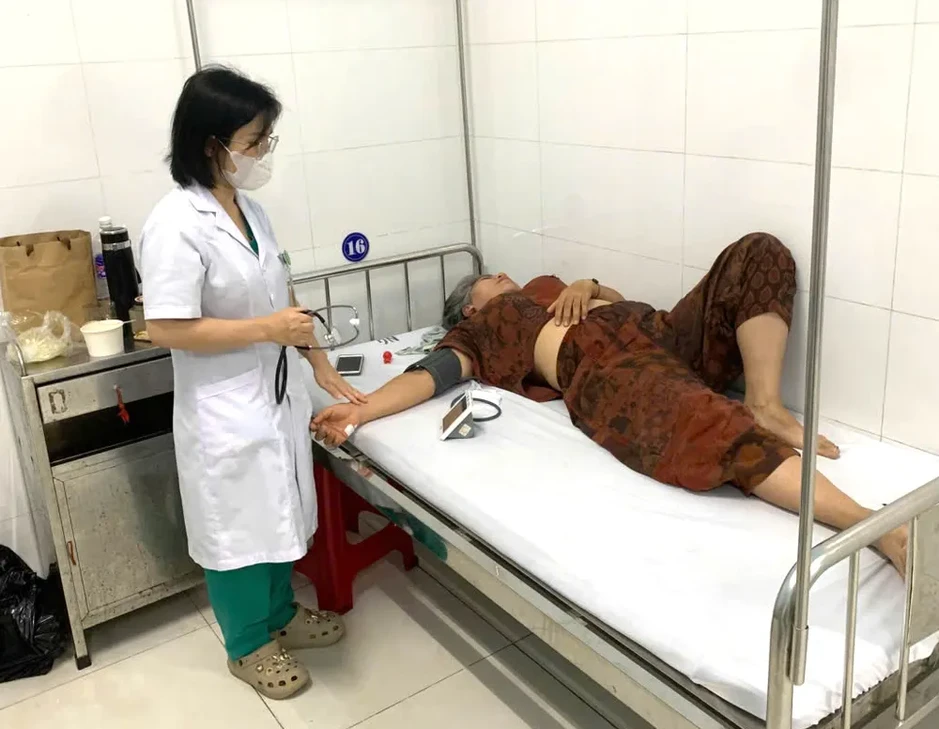 Buộc cơ sở bánh mì ở Gia Lai trả chi phí điều trị cho các bệnh nhân bị ngộ độc Buộc cơ sở bánh mì ở Gia Lai trả chi phí điều trị cho các bệnh nhân bị ngộ độc
