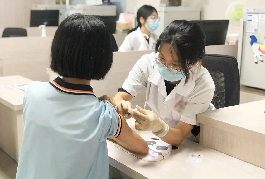 Cả đời chỉ làm "chuyện ấy" đúng 1 lần, người phụ nữ 40 tuổi tử vong sau 6 tháng phát hiện ung thư cổ tử cung Cả đời chỉ làm "chuyện ấy" đúng 1 lần, người phụ nữ 40 tuổi tử vong sau 6 tháng phát hiện ung thư cổ tử cung