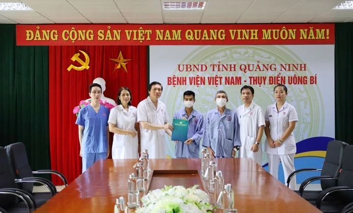 Ca ghép thận thứ 8 đặc biệt tại Bệnh viện Việt Nam-Thụy Điển Uông Bí đã xuất viện Ca ghép thận thứ 8 đặc biệt tại Bệnh viện Việt Nam-Thụy Điển Uông Bí đã xuất viện
