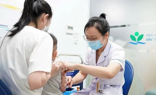 Cảnh báo, nhiều trẻ nhập viện vì sởi do chưa tiêm đủ vắc xin Cảnh báo, nhiều trẻ nhập viện vì sởi do chưa tiêm đủ vắc xin