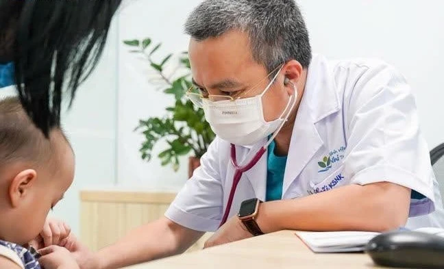 Cảnh báo, nhiều trẻ nhập viện vì sởi do chưa tiêm đủ vắc xin Cảnh báo, nhiều trẻ nhập viện vì sởi do chưa tiêm đủ vắc xin