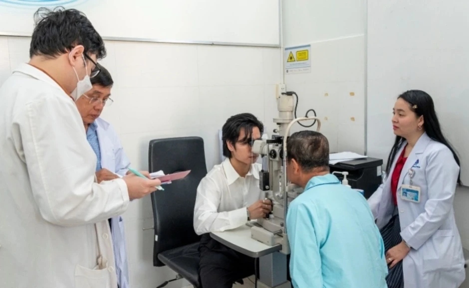 Căn bệnh gây mù lòa vĩnh viễn không có triệu chứng sớm Căn bệnh gây mù lòa vĩnh viễn không có triệu chứng sớm