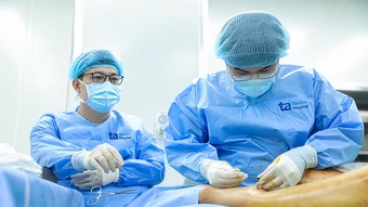 Can thiệp '2 trong 1' chữa suy giãn tĩnh mạch - Báo TinVina