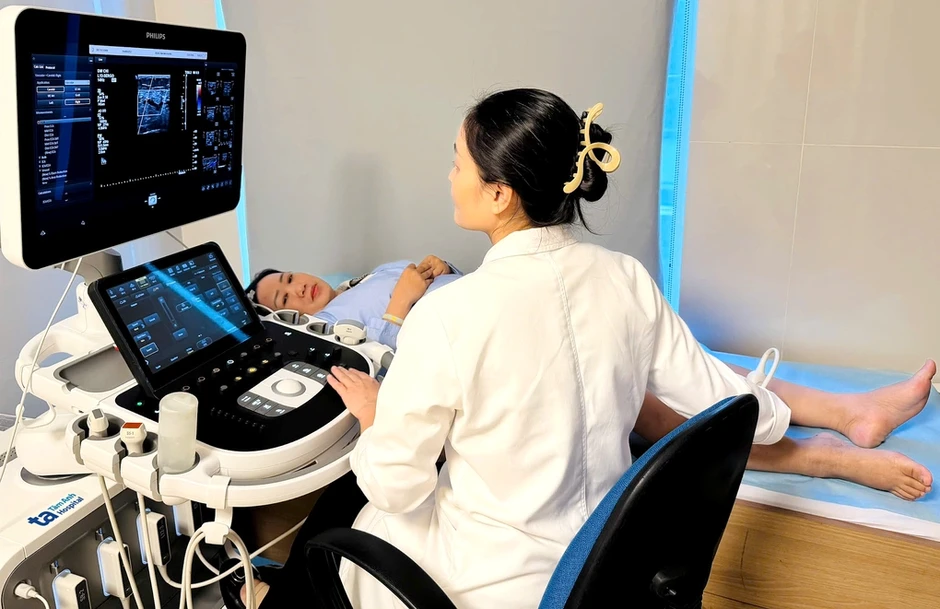 Can thiệp dị tật mạch máu chân người phụ nữ - Báo TinVina Can thiệp dị tật mạch máu chân người phụ nữ - Báo TinVina
