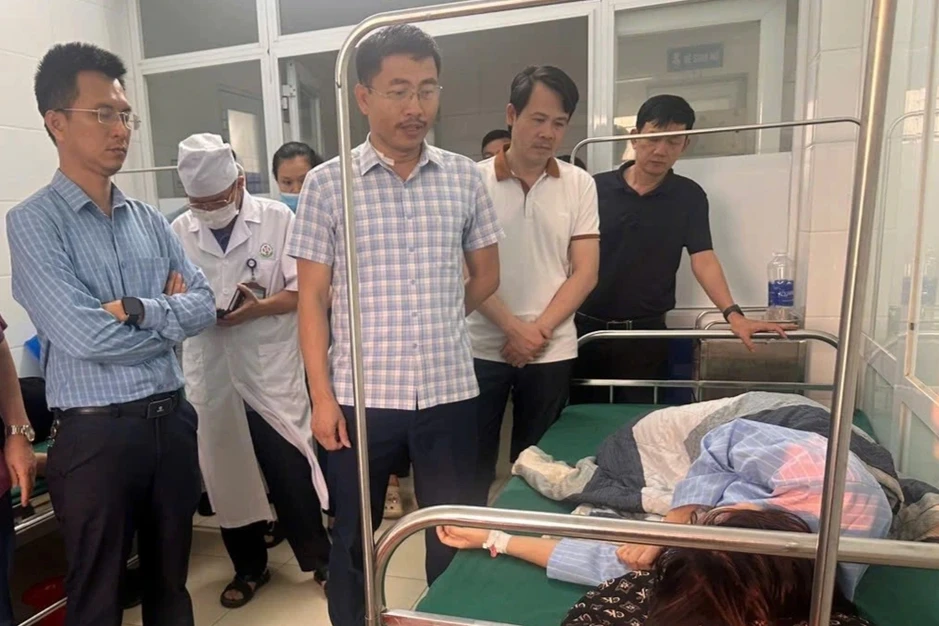 Cảnh báo người dân sau vụ nghi ngộ độc liên quan bánh mì Cảnh báo người dân sau vụ nghi ngộ độc liên quan bánh mì
