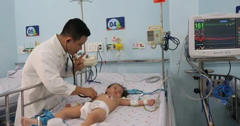 Cảnh báo nguy cơ dịch bệnh bùng phát tại phía Nam