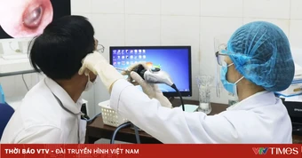Cảnh báo nguy cơ từ phương pháp "thổi tai" chữa viêm tai giữa