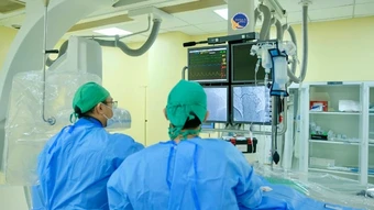 Cảnh báo nhồi máu cơ tim ở người trẻ sau những cuộc nhậu kéo dài