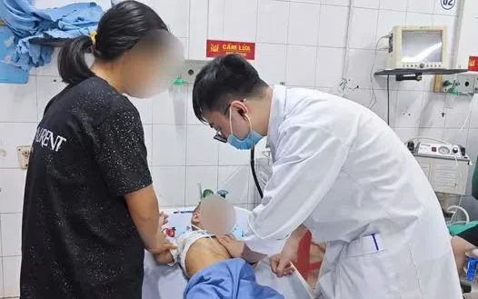 Cấp cứu trẻ 24 tháng tuổi đuối nước: Cảnh báo nguy cơ tai nạn mùa hè