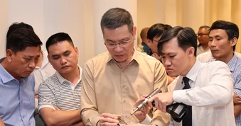 Cập nhật tiến bộ mới trong kỹ thuật thay khớp gối