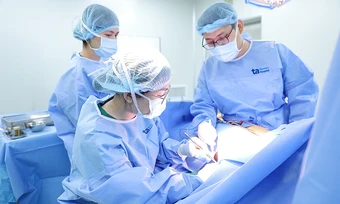 Cắt hạch giao cảm chữa tăng tiết mồ hôi có an toàn? - Báo TinVina