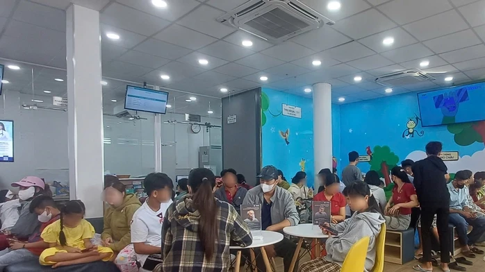 CDC Cà Mau khuyến cáo sau khi ghi nhận 3 ca nghi viêm não mô cầu CDC Cà Mau khuyến cáo sau khi ghi nhận 3 ca nghi viêm não mô cầu