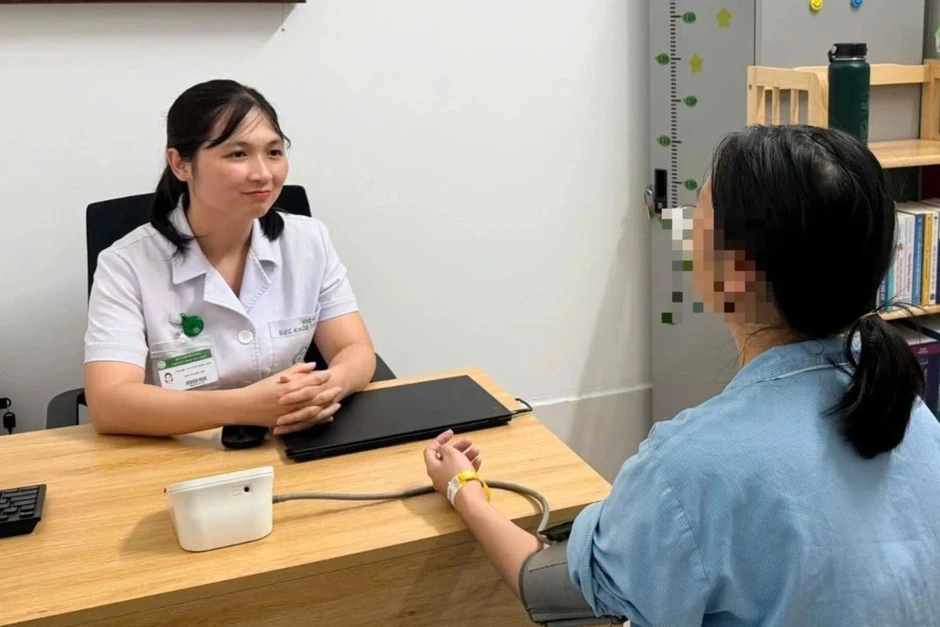 Cha mẹ hốt hoảng tưởng con gái mang thai, bác sĩ phát hiện rối loạn lo âu Cha mẹ hốt hoảng tưởng con gái mang thai, bác sĩ phát hiện rối loạn lo âu
